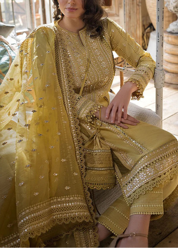 Grace S1131-Embroidered 3pc Lawn Dress With Embroidered Organza Dupatta.